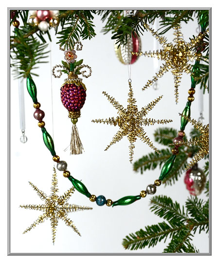 Christmas Shop: Gold Filigree Tinsel Starburst Ornament - D. Blumchen