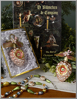 Vintage Glorious Grapes glass Christmas ornament from the D. Blumchen atelier