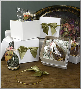 Gift boxed 'Lauscha Bells' vintage Christmas ornaments from the Blumchen atelier