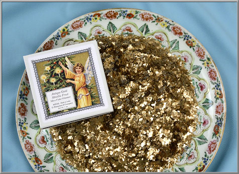 'Antique Gold Metallic Frost' mica flakes