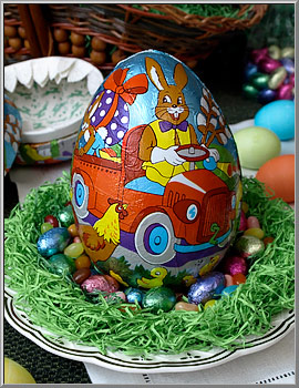 Herr Hase's Easter Auto vintage egg box Western Germany