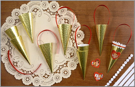 Christmas Cornucopia ornaments how-to craft instructions